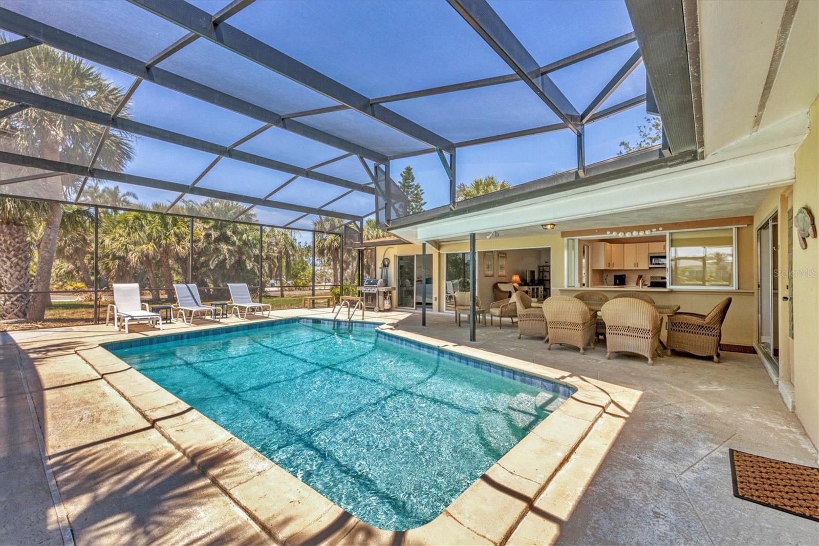 CAPE HAZE RE - Residential