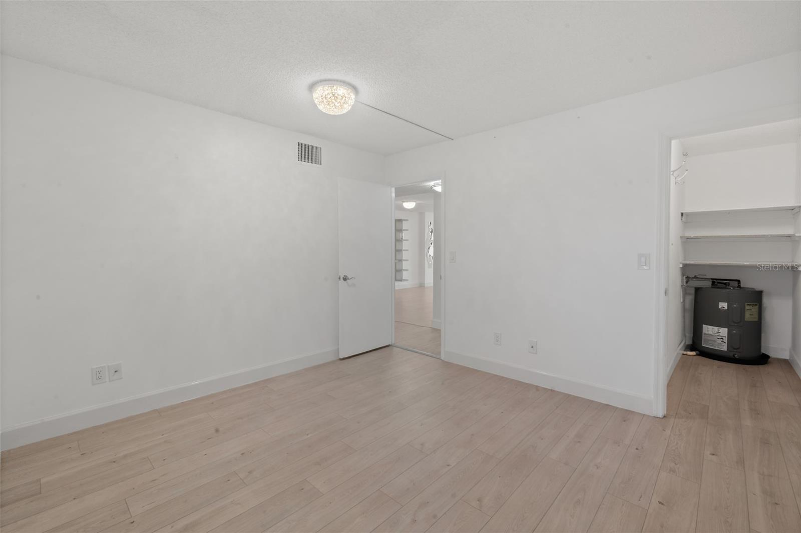 YOUNG & METZNER REALTY CO RESUB - Residential