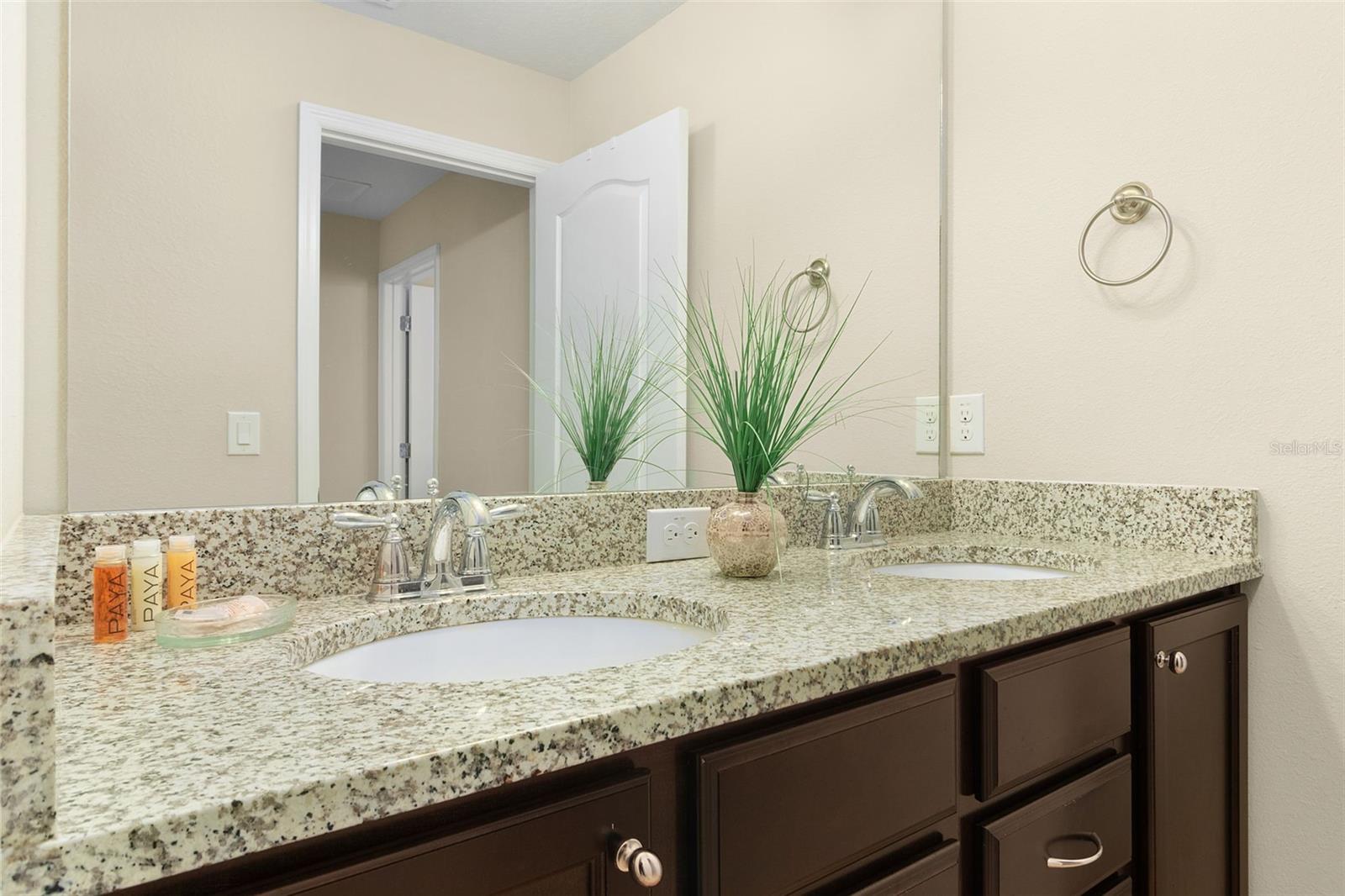 WINDSOR AT WESTSIDE PH 1 - Residential