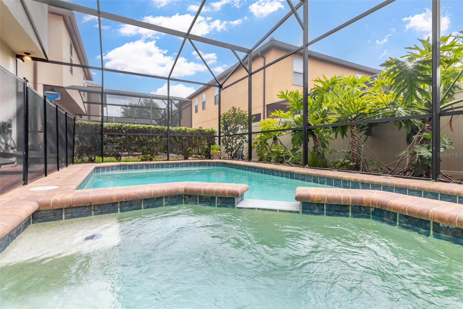 WINDSOR AT WESTSIDE PH 1 - Residential