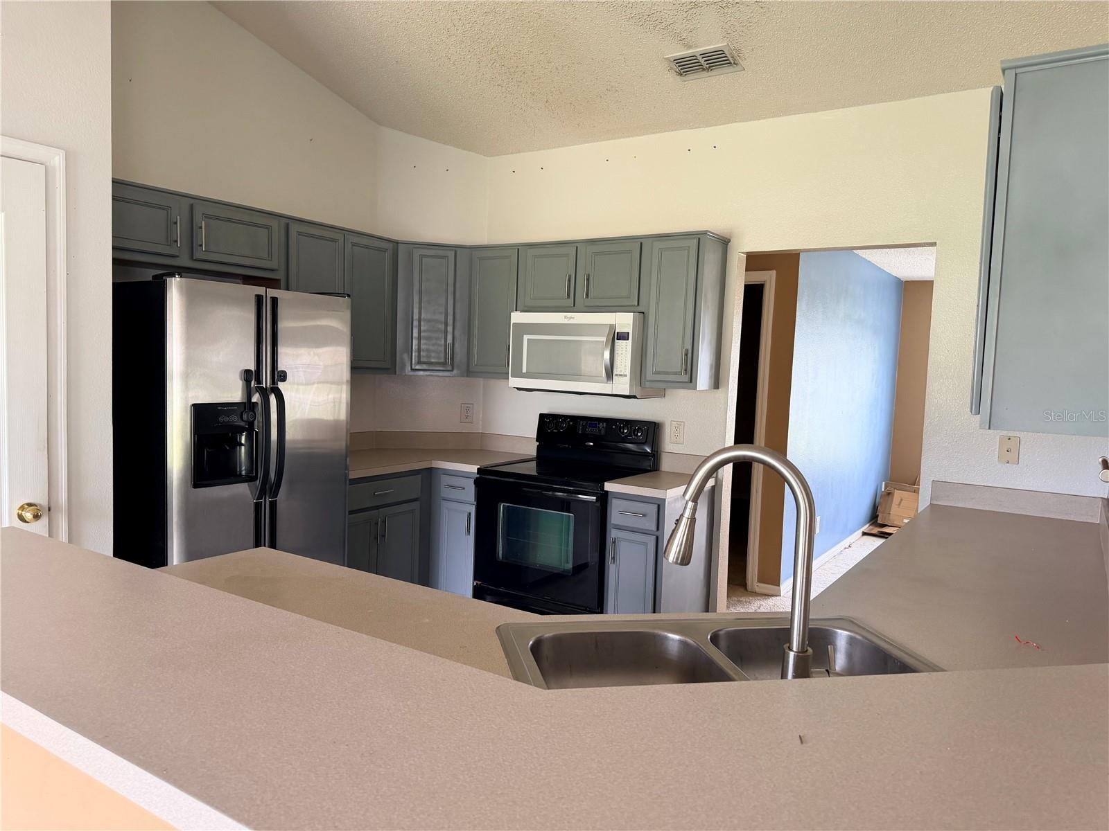 1713 MINNOW COURT