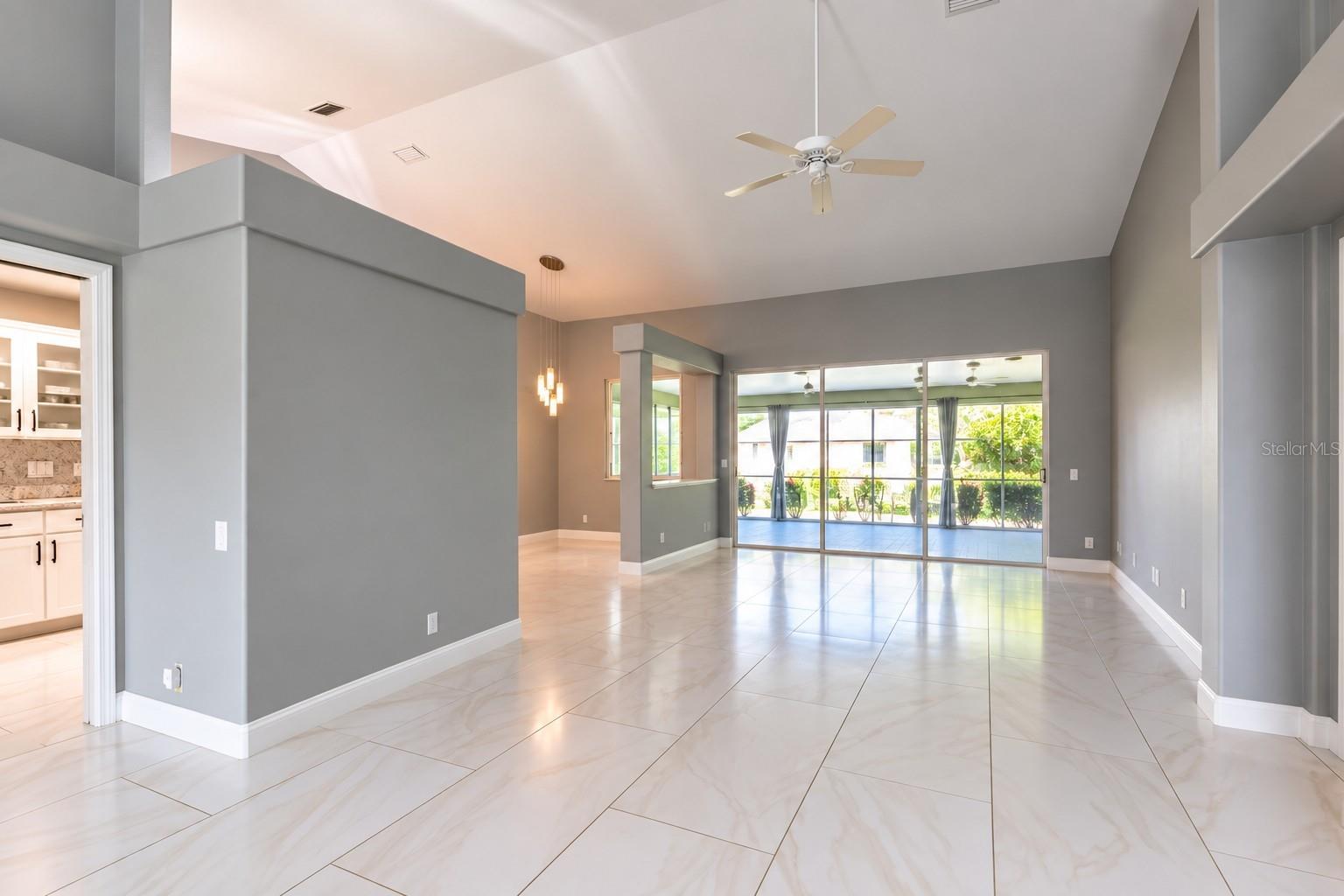 4465 FAIRWAY OAKS DRIVE