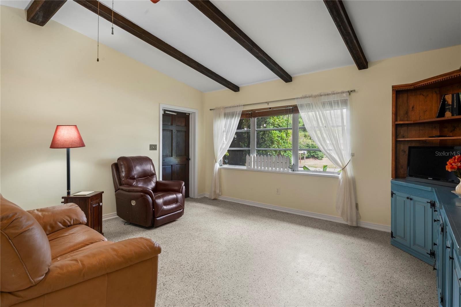 8016 SHARON DRIVE