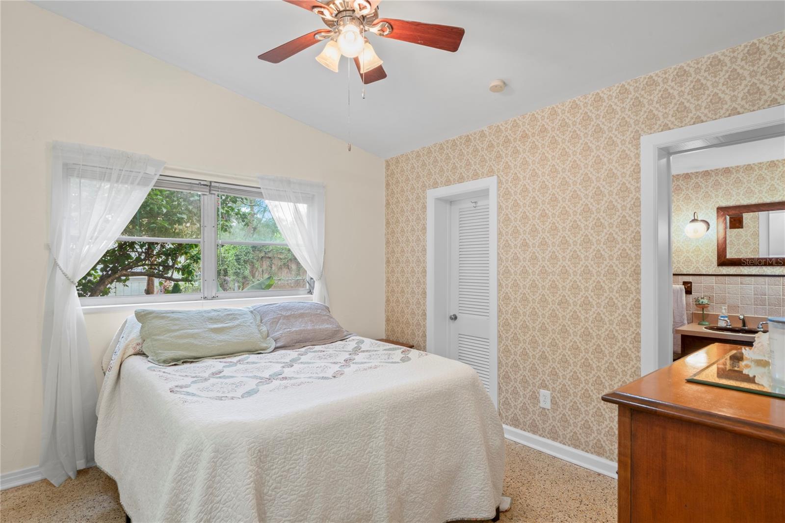 PURITAN HEIGHTS - Residential