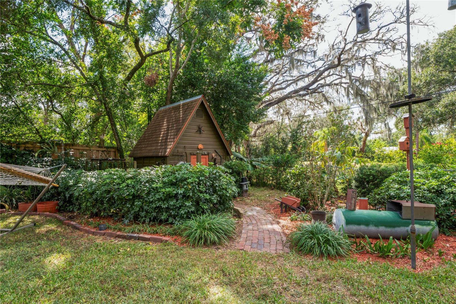 PURITAN HEIGHTS - Residential