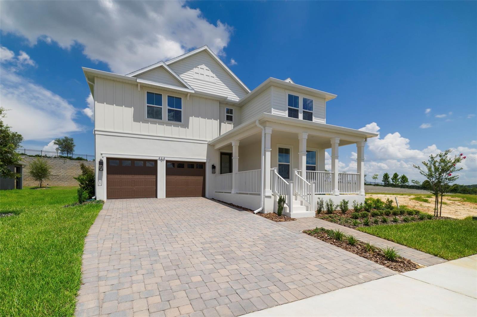 464 VENETO CIRCLE