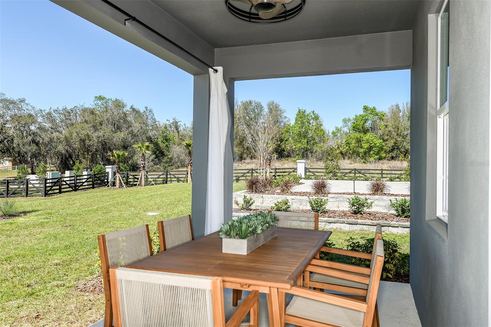 VINTNER RESERVE - Residential