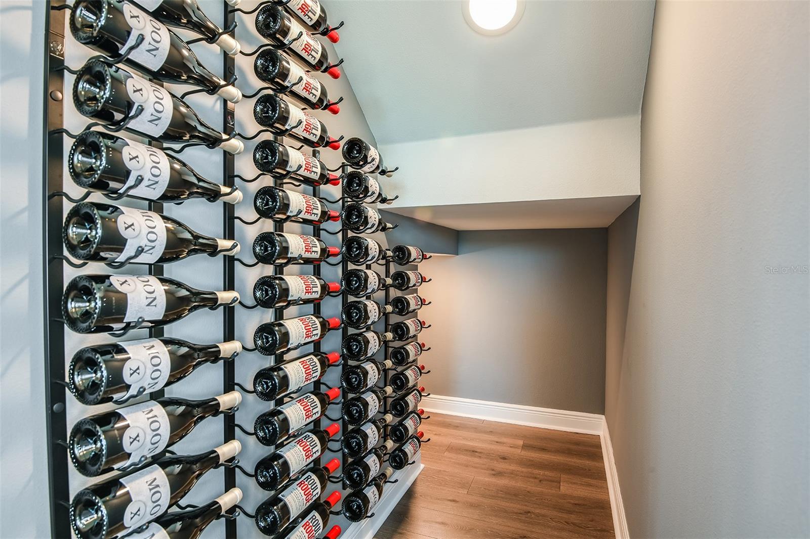 VINTNER RESERVE - Residential