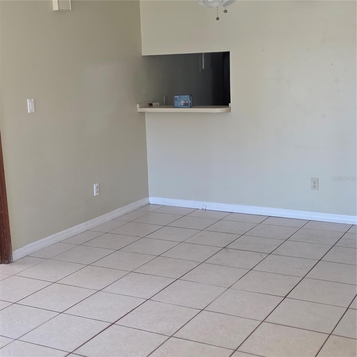 OAKLAND VILLAGE SEC 1 - Residential Lease