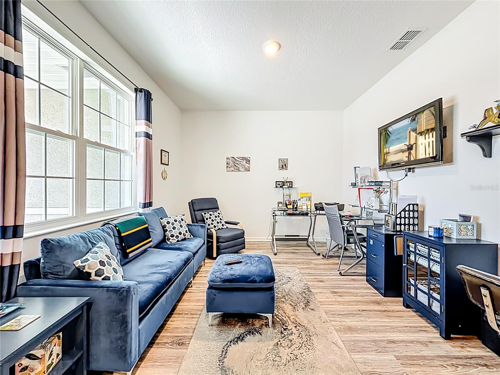 ON TOP OF THE WORLD AVALON 7 - Residential