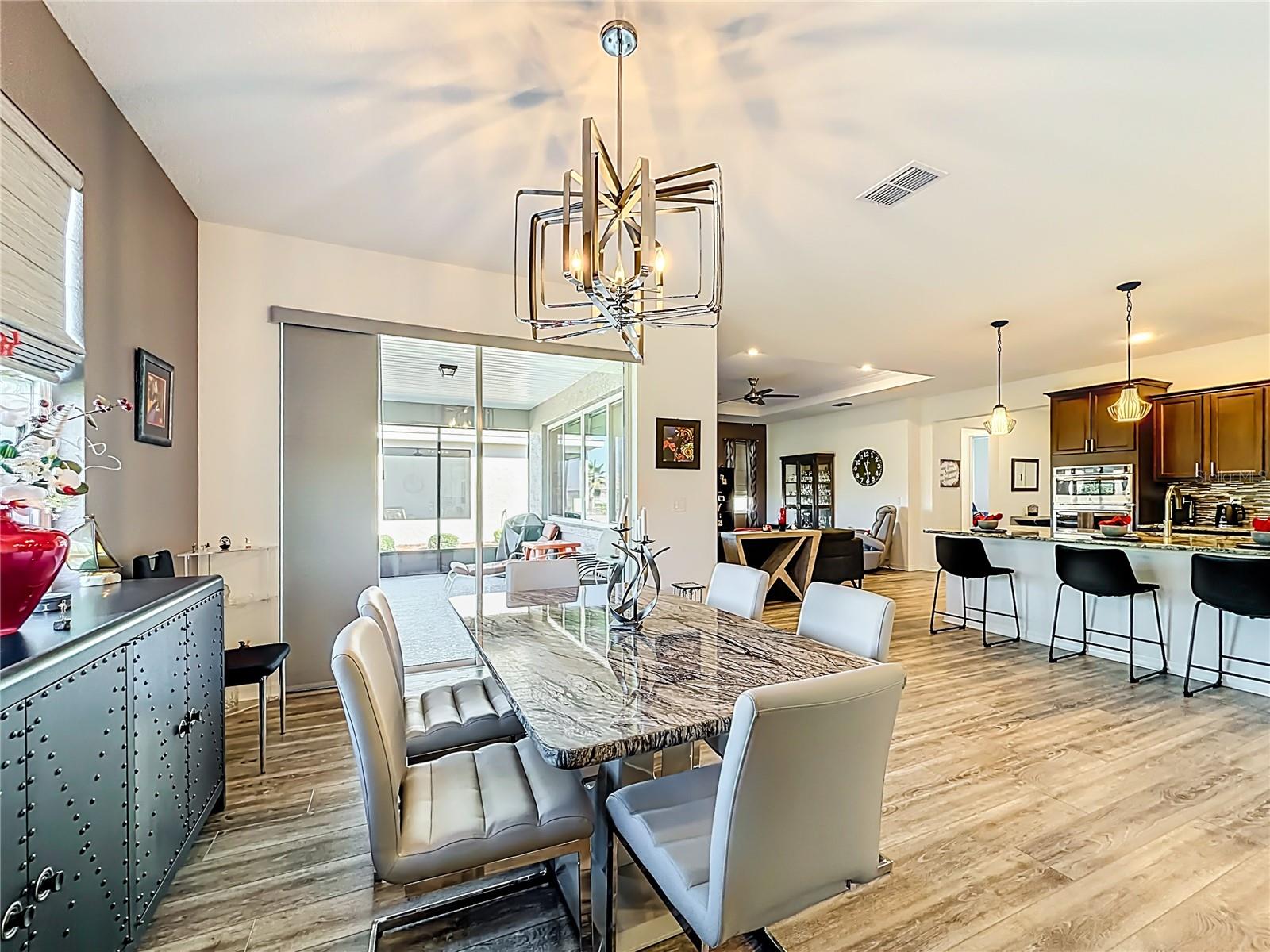 ON TOP OF THE WORLD AVALON 7 - Residential