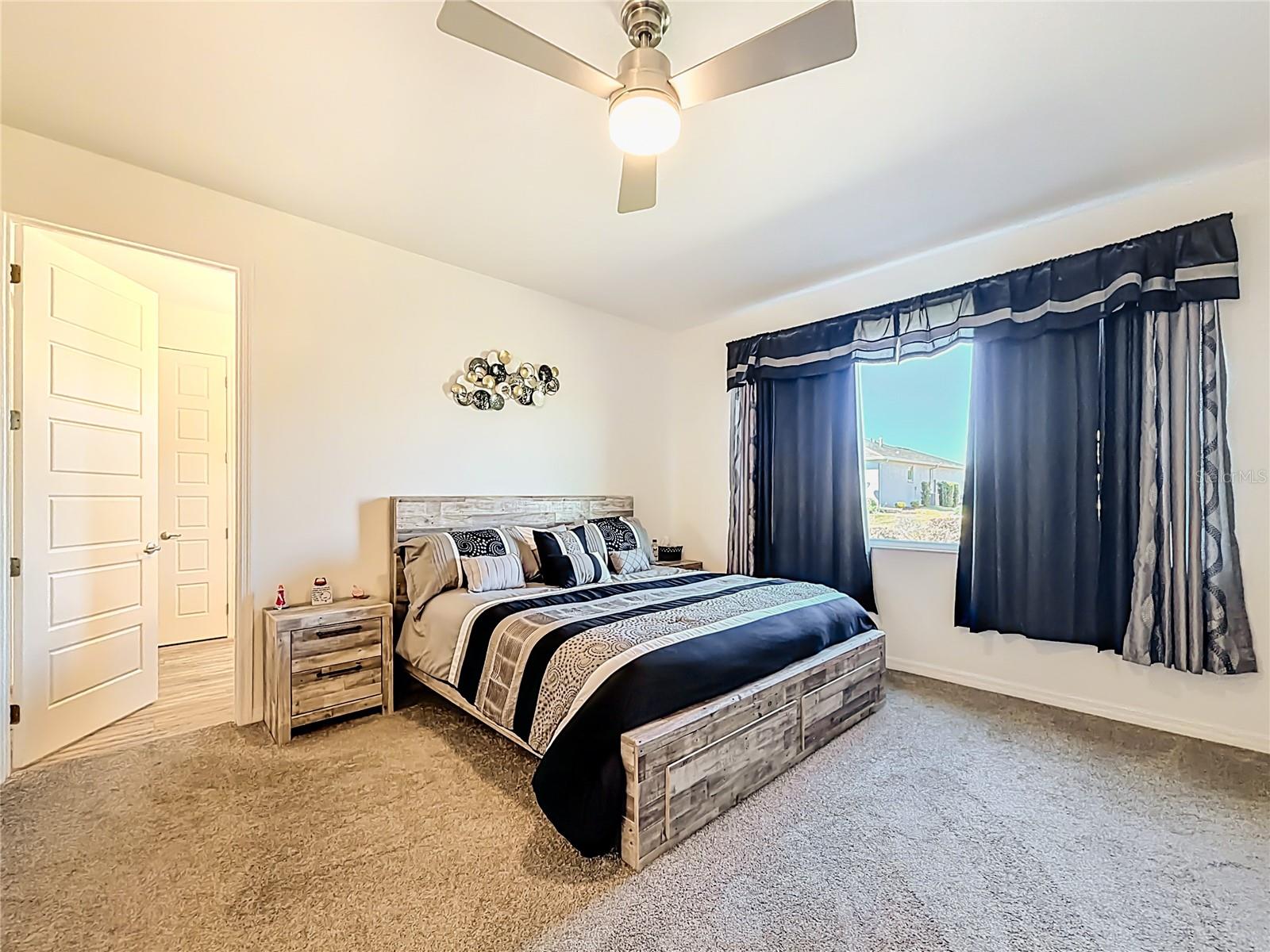 ON TOP OF THE WORLD AVALON 7 - Residential