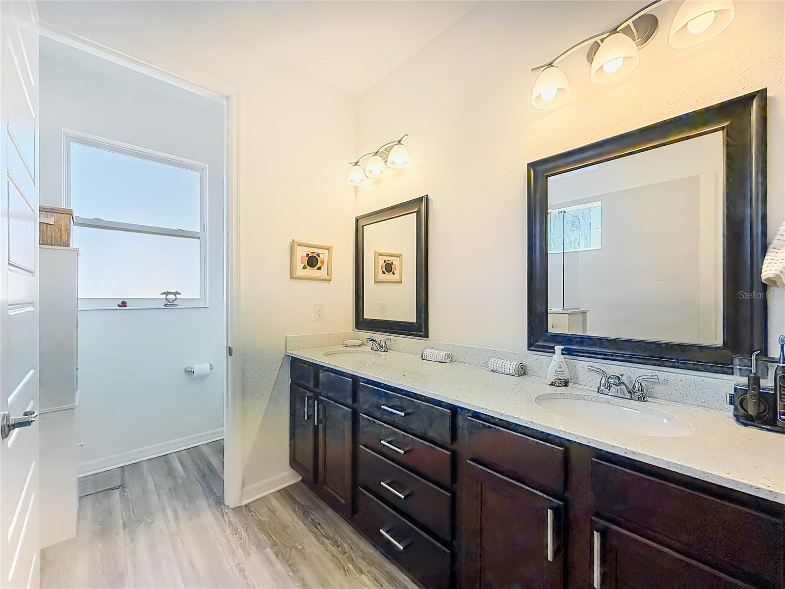 ON TOP OF THE WORLD AVALON 7 - Residential