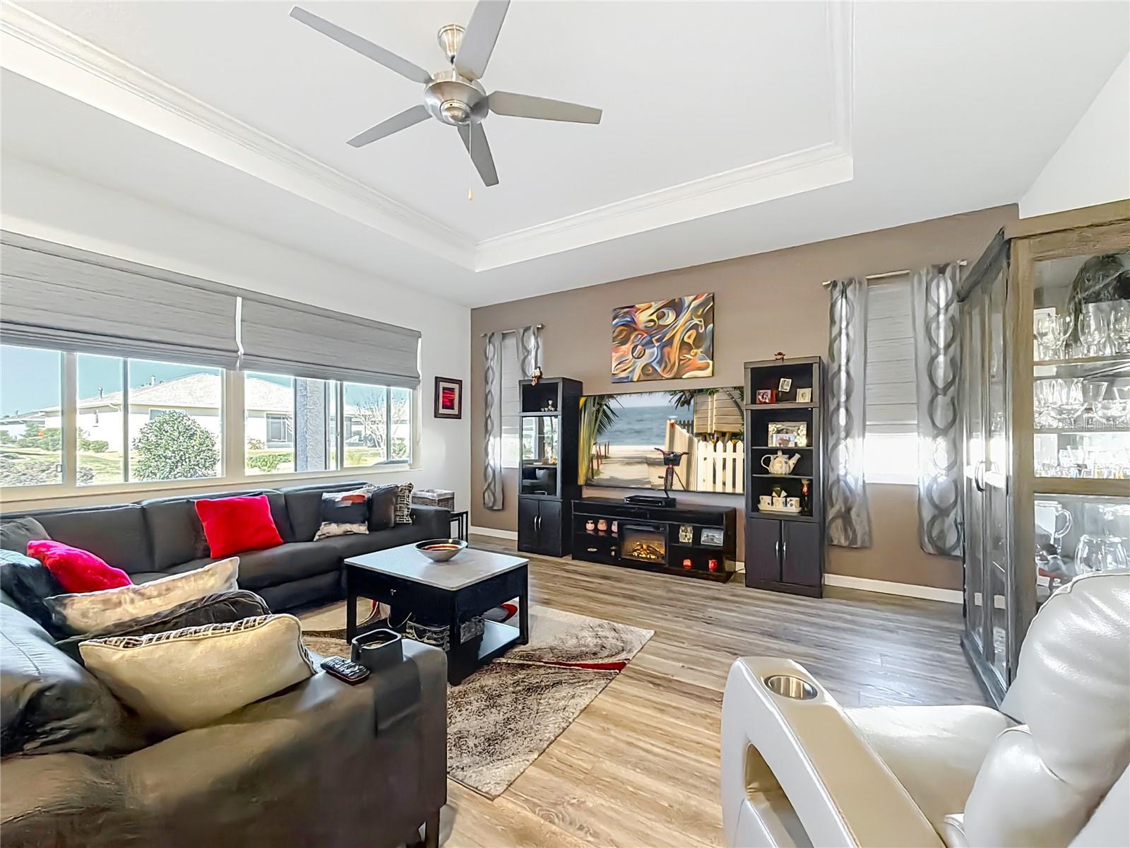 ON TOP OF THE WORLD AVALON 7 - Residential