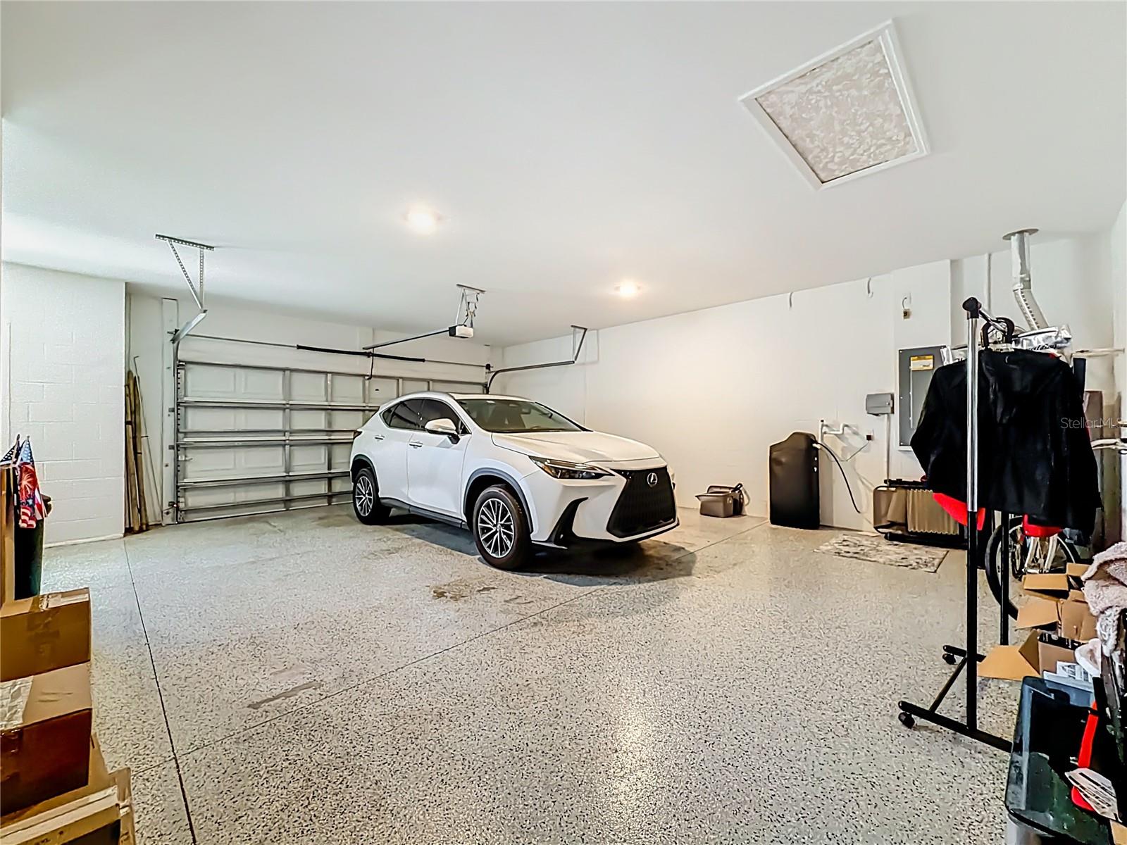 ON TOP OF THE WORLD AVALON 7 - Residential