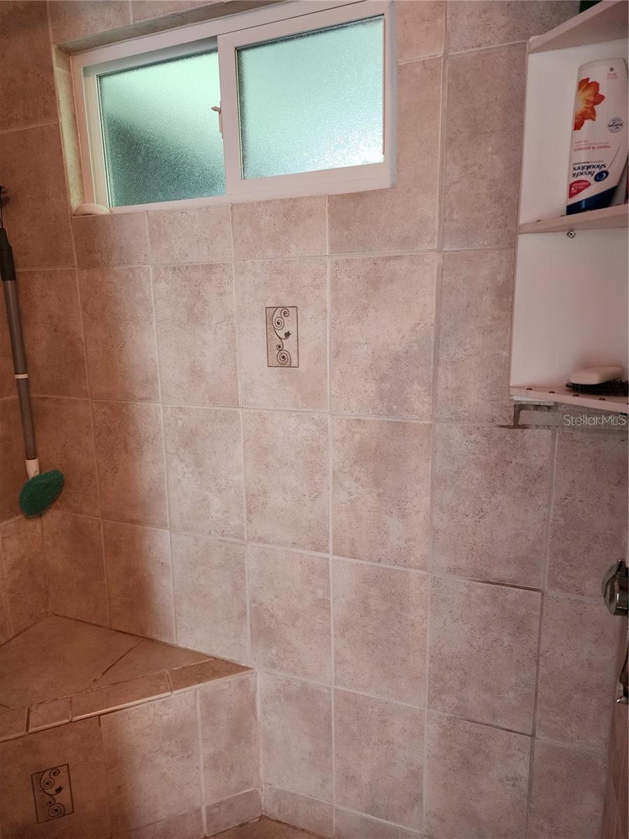 OAK GROVE - Residential