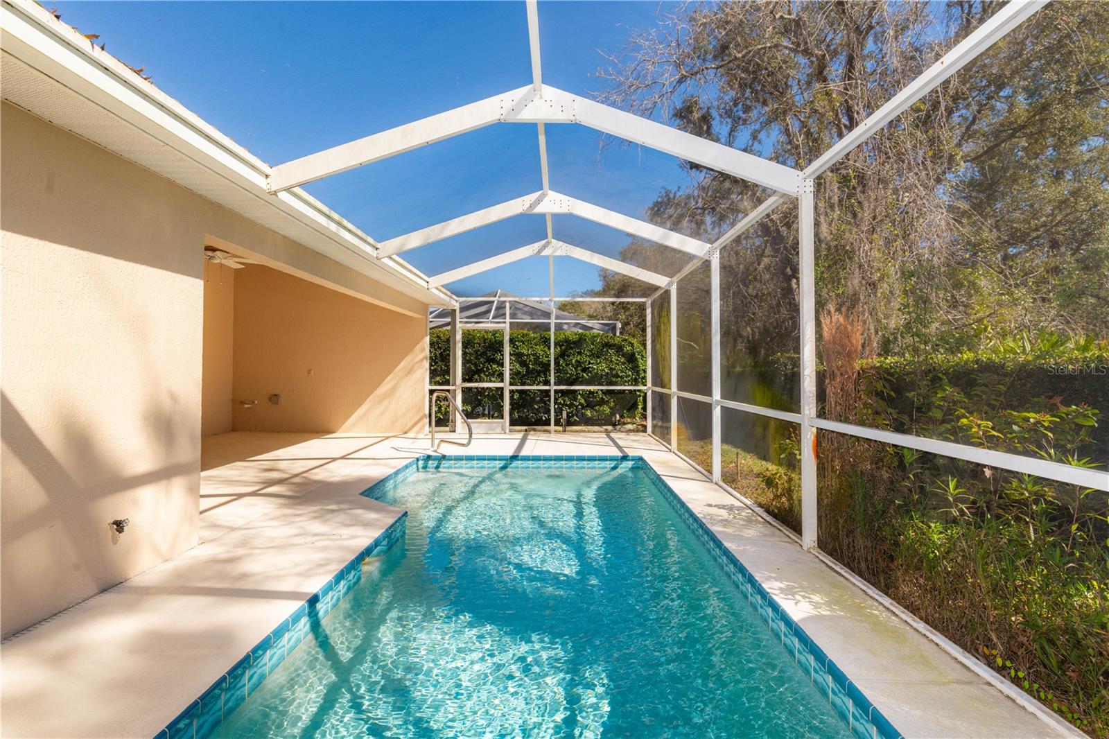 GLEN HILLS VILLAGE - Residential