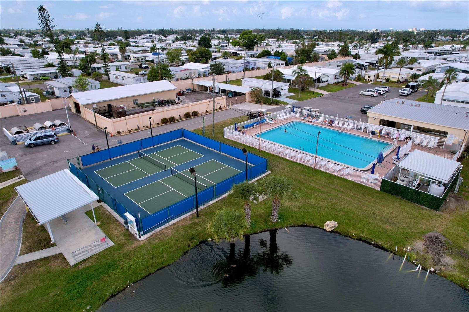 GOLF LAKES RESIDENTS CO-OP - Residential