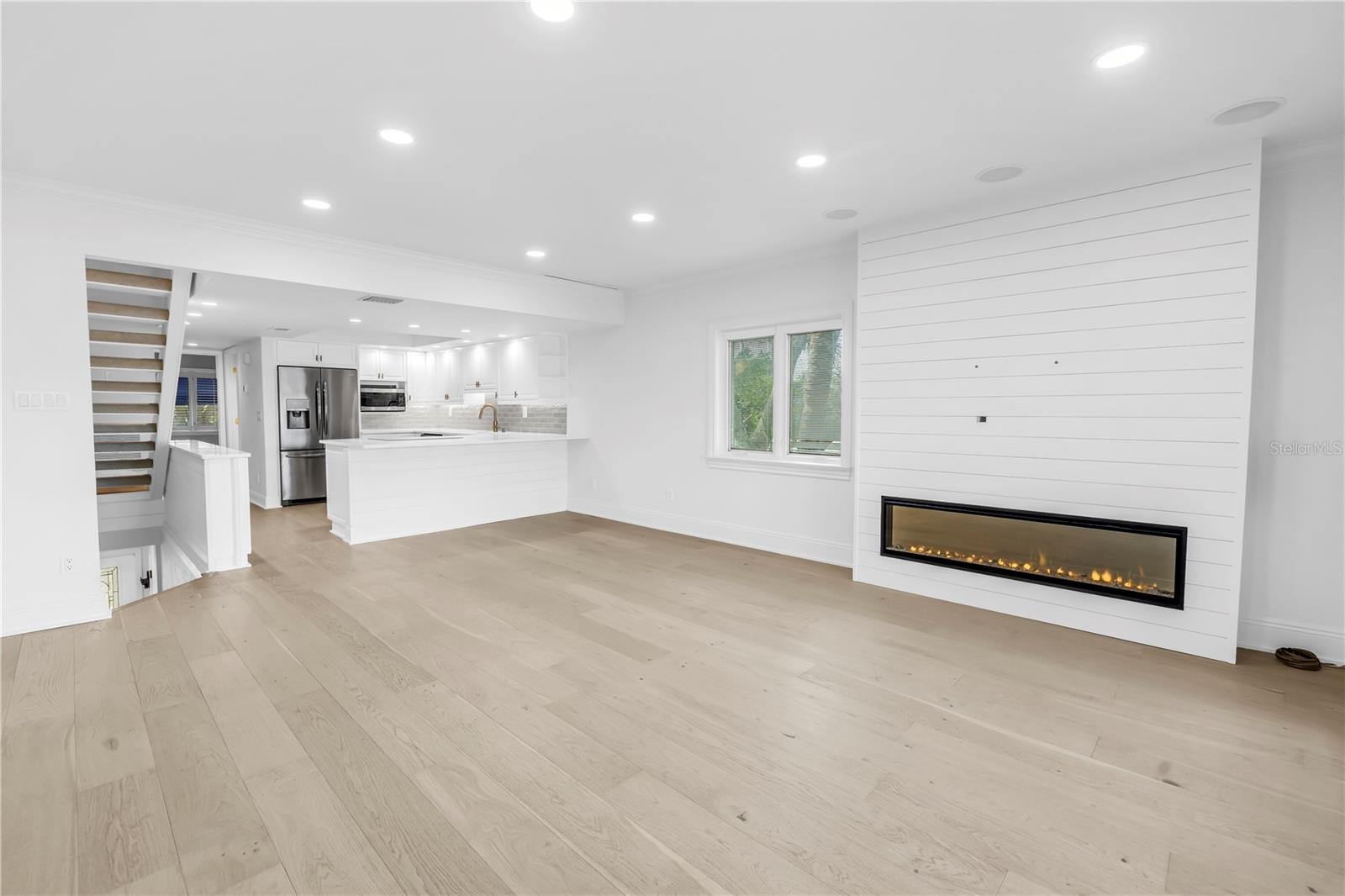 PIRATES COVE CLUB CONDO - Residential Lease