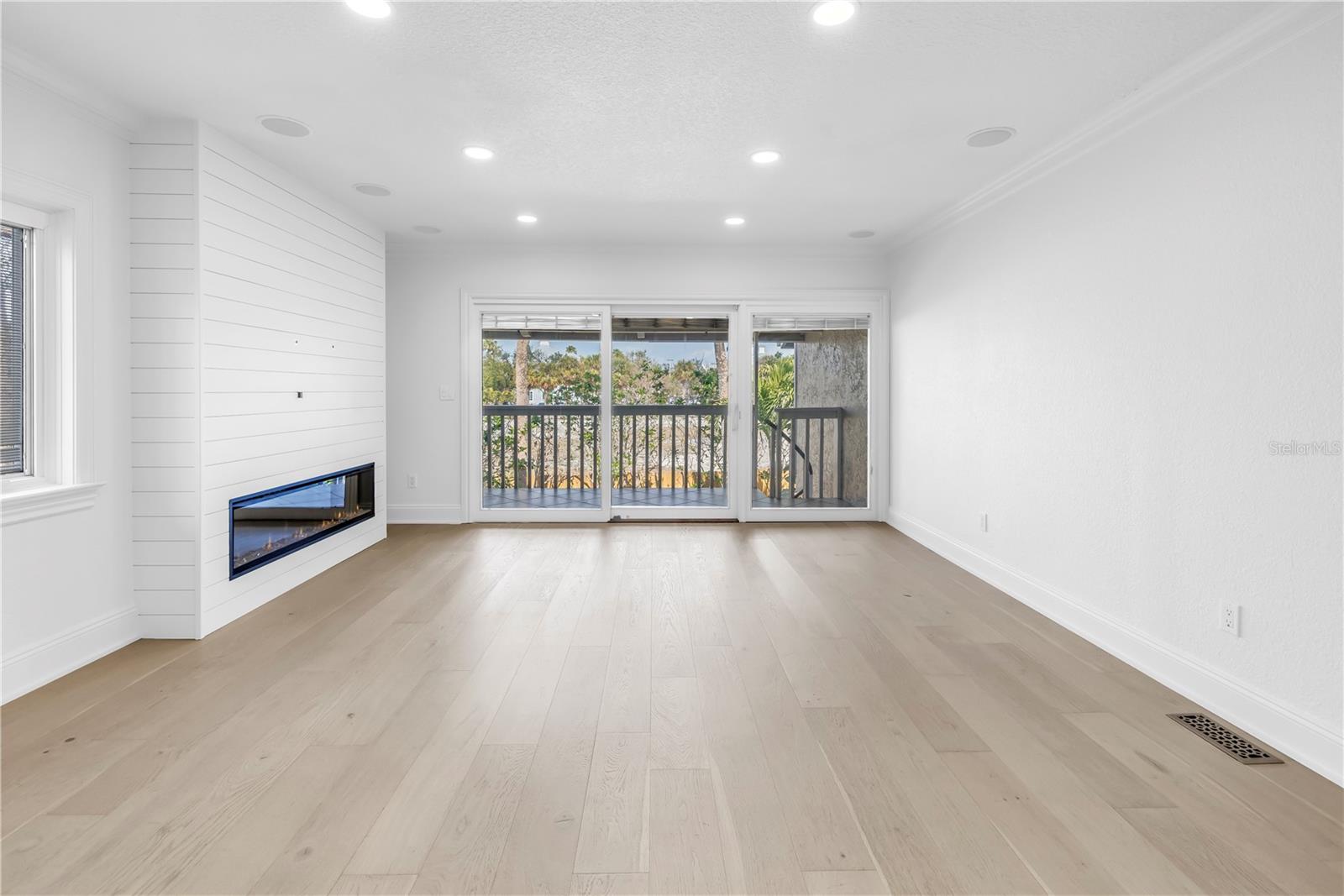 PIRATES COVE CLUB CONDO - Residential Lease