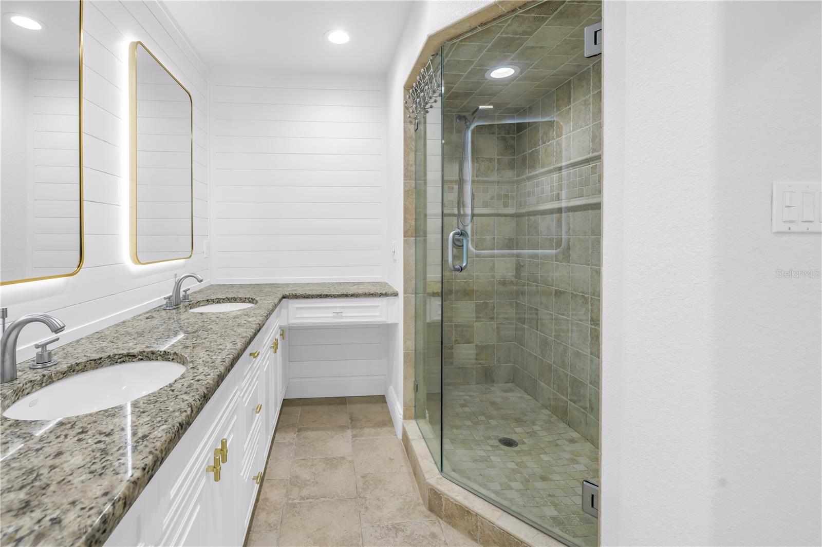 PIRATES COVE CLUB CONDO - Residential Lease