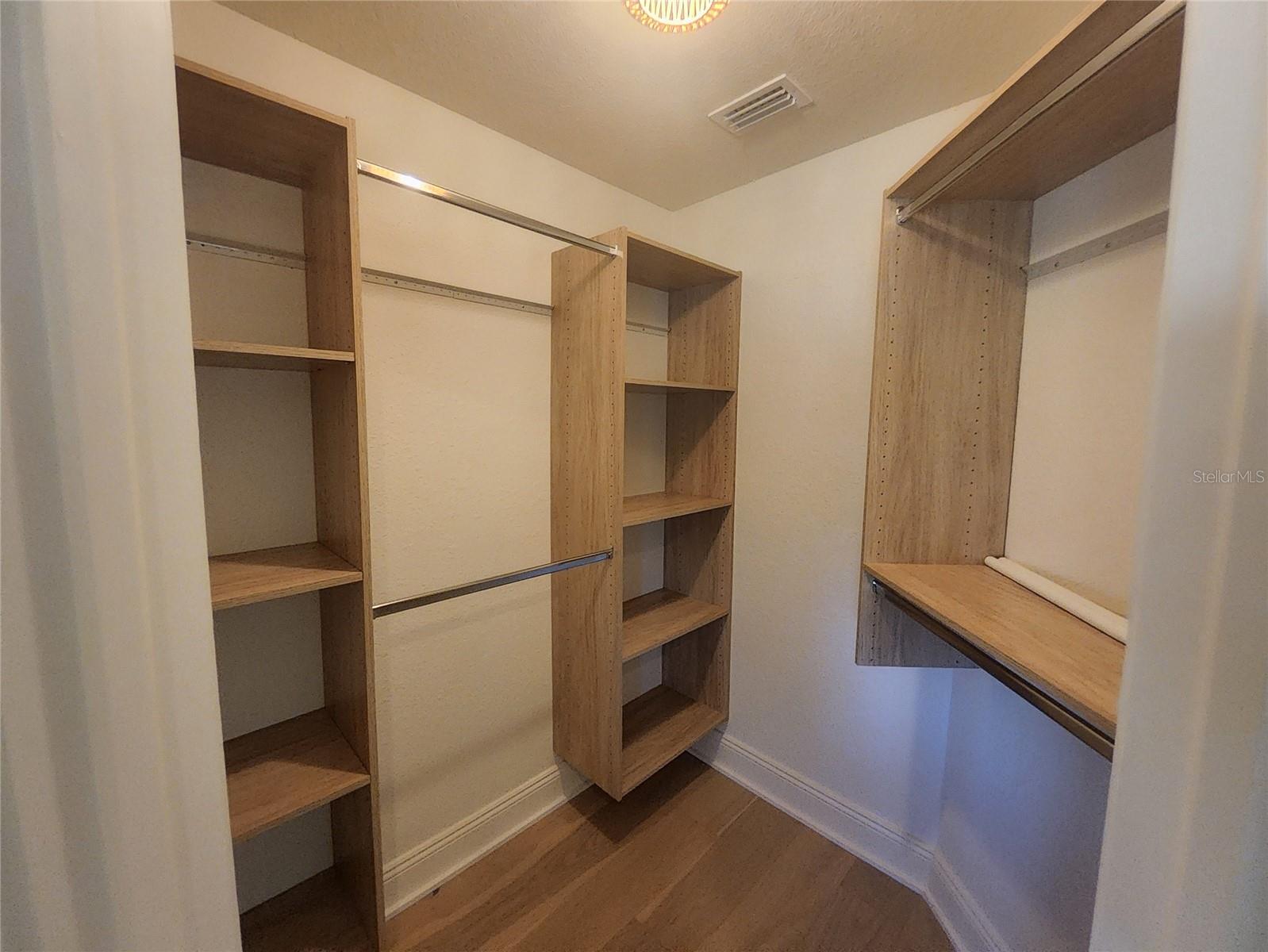 PIRATES COVE CLUB CONDO - Residential Lease