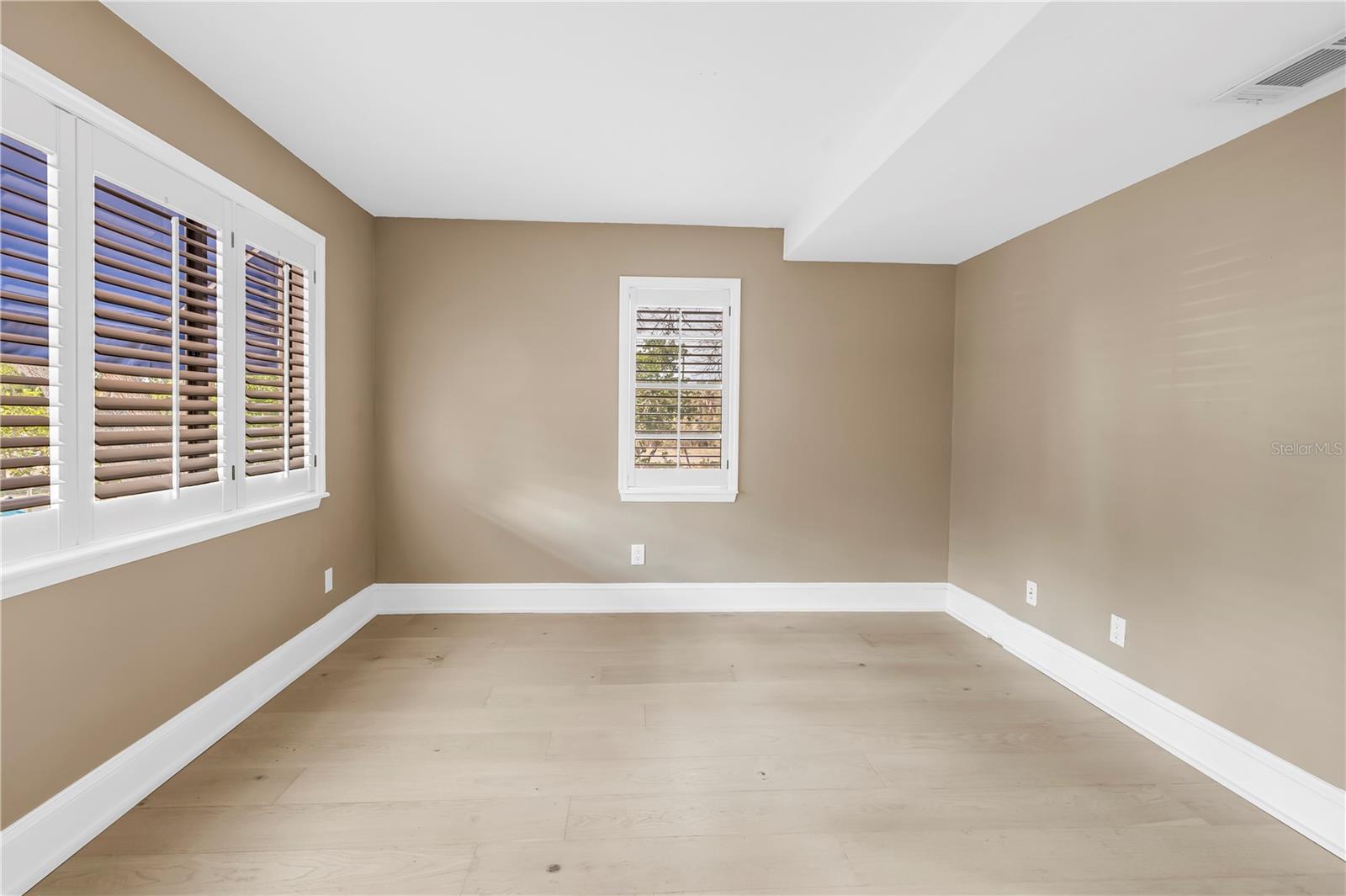 PIRATES COVE CLUB CONDO - Residential Lease