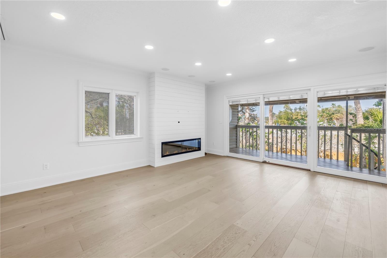 PIRATES COVE CLUB CONDO - Residential Lease