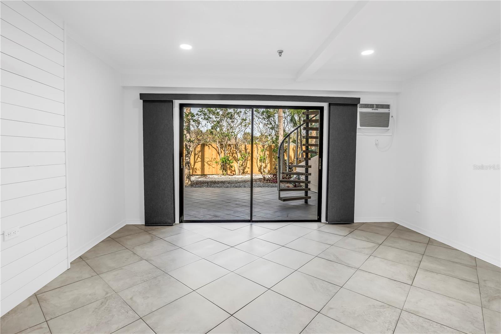 PIRATES COVE CLUB CONDO - Residential Lease