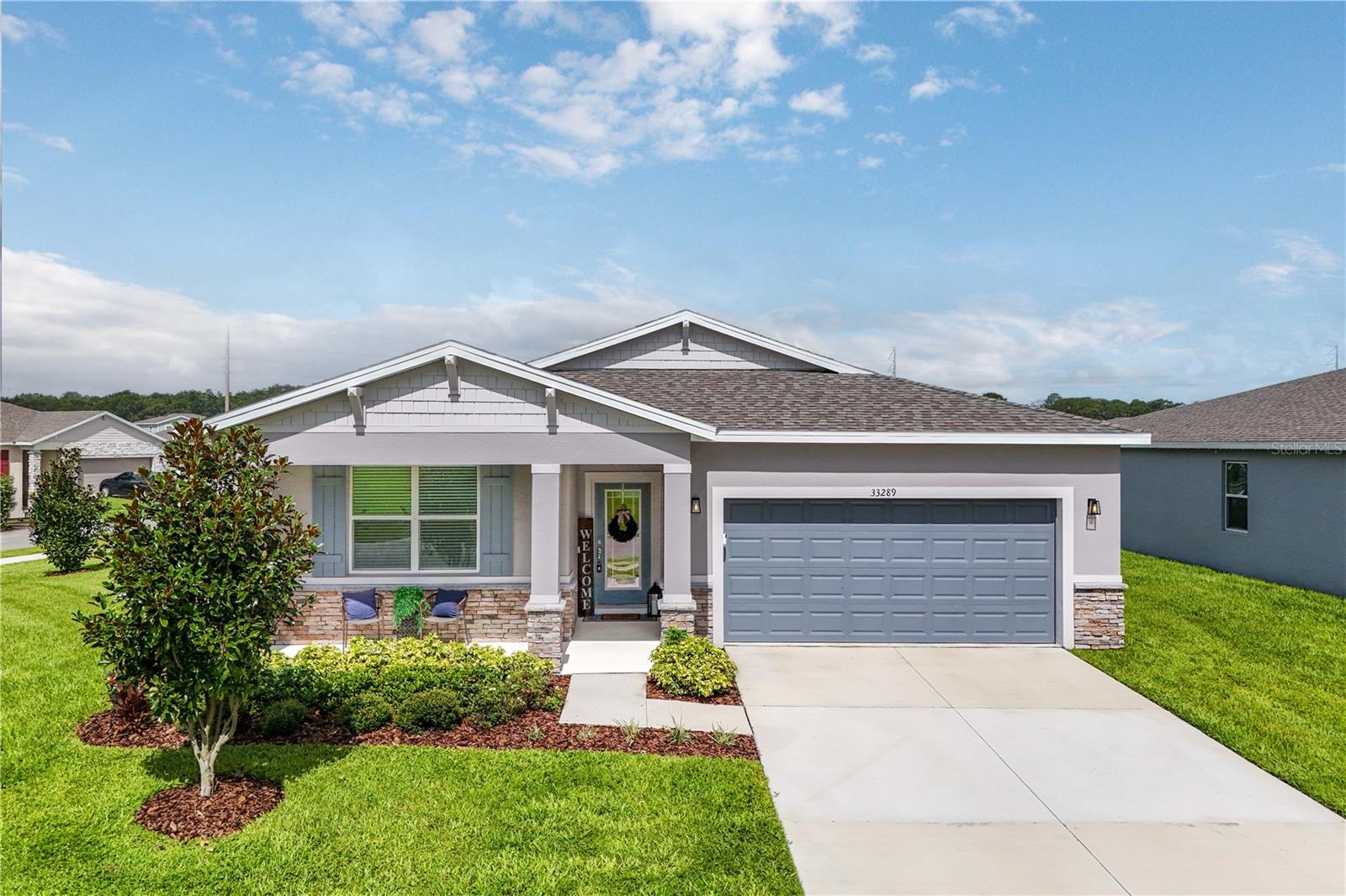 Welcome to this stunning, move-in ready home nestled in the newly developed Sorrento Pines community by Stanley Martin Homes. Located on a premium corner lot, this 4-bedroom, 2-bath residence offers designer touches throughout and access to exceptional community amenities.
Step inside to find luxury vinyl plank flooring, custom light fixtures, a chic tile backsplash, and a modern, open-concept design that radiates warmth and style. The kitchen seamlessly connects to the spacious dining and family room, making it the heart of the home — perfect for entertaining or everyday living.
Enjoy all one-level living with four generous bedrooms, including a private owner's suite, and a walk-in laundry room for added convenience.
Home Highlights: Large Corner Lot, Upgraded Interior Finishes, Open Layout, Walk-In Laundry Room, Custom Primary Walk-In Closet, Designer Light Fixtures, Modern Tile Backsplash, and a Spacious Open-Concept Layout.
Community Highlights: Pool, Playground, Sidewalks, Dog Park areas, and Green Space Areas.
No CDD
Don’t miss your chance to live in one of Lake County’s fastest-growing communities with easy access to Mount Dora, Apopka, and Orlando. Schedule your appointment today!
The seller is the owner/agent
Buyer to verify all information.