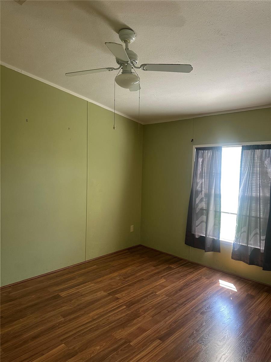 HUNTERS RIDGE - Residential