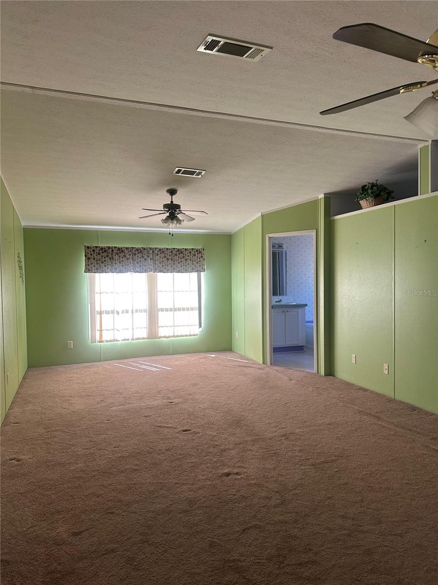 HUNTERS RIDGE - Residential