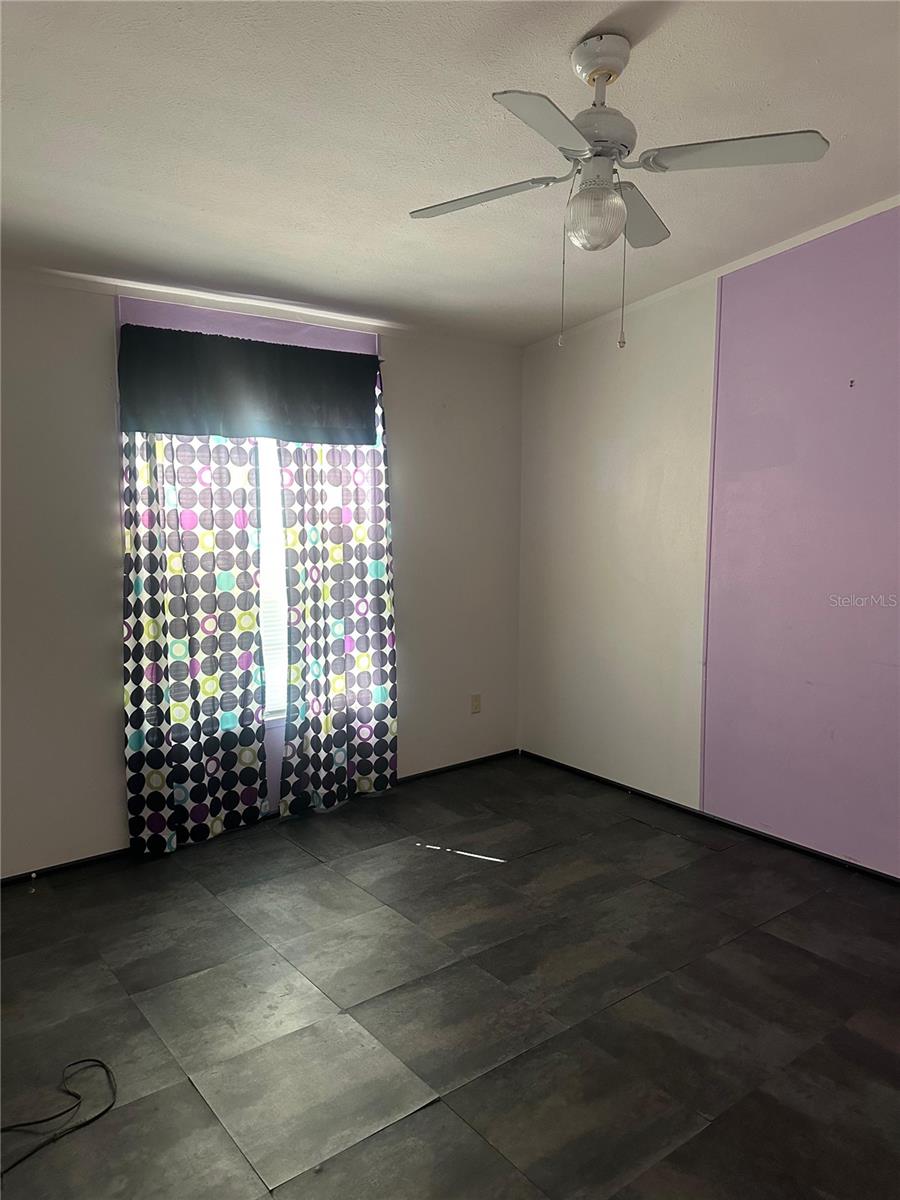 HUNTERS RIDGE - Residential