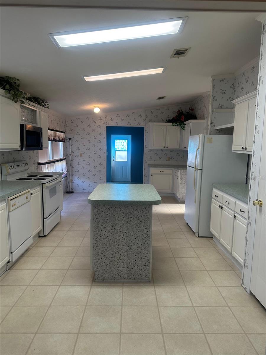 HUNTERS RIDGE - Residential