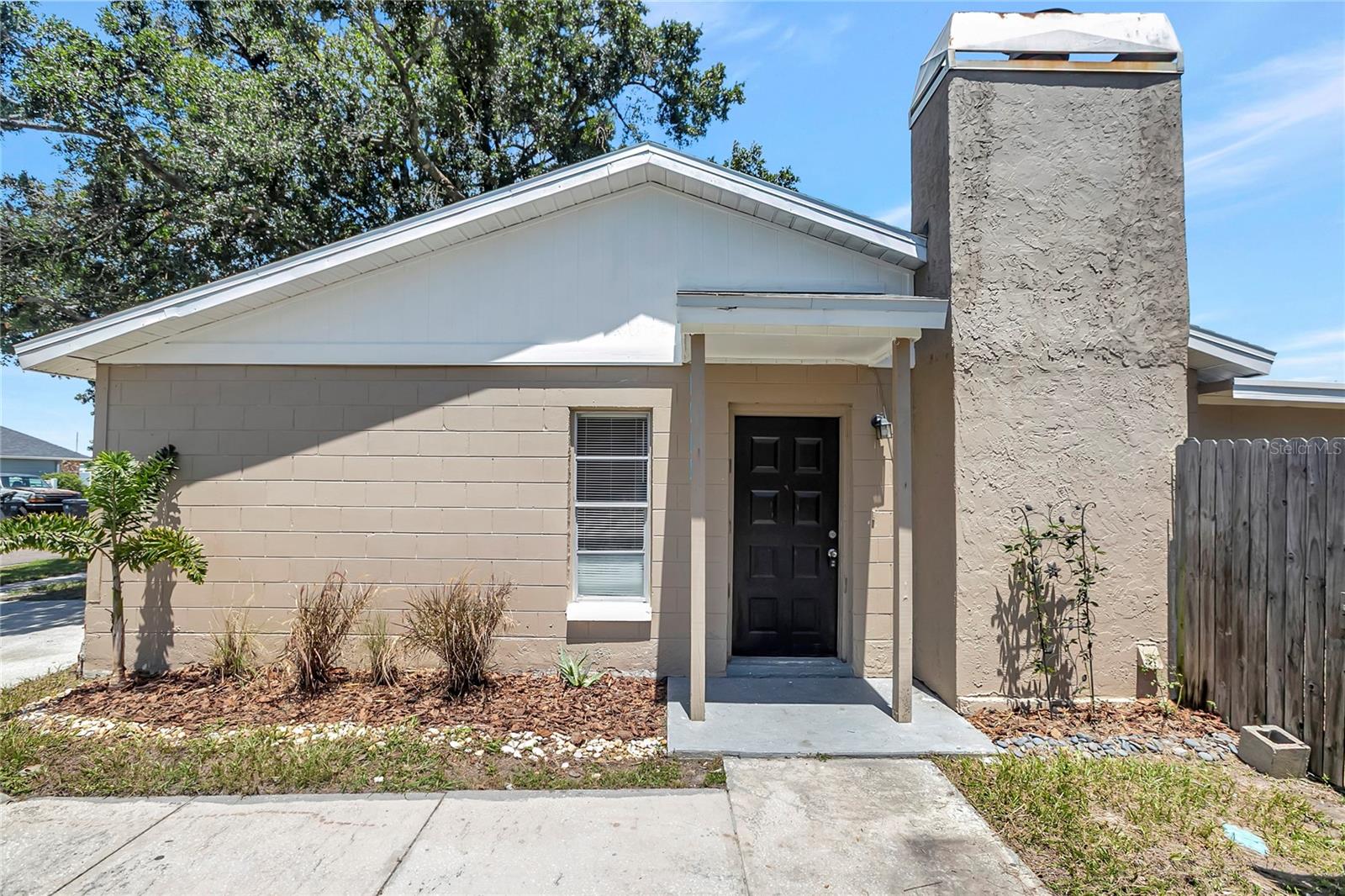 1212 COOLMONT DRIVE
