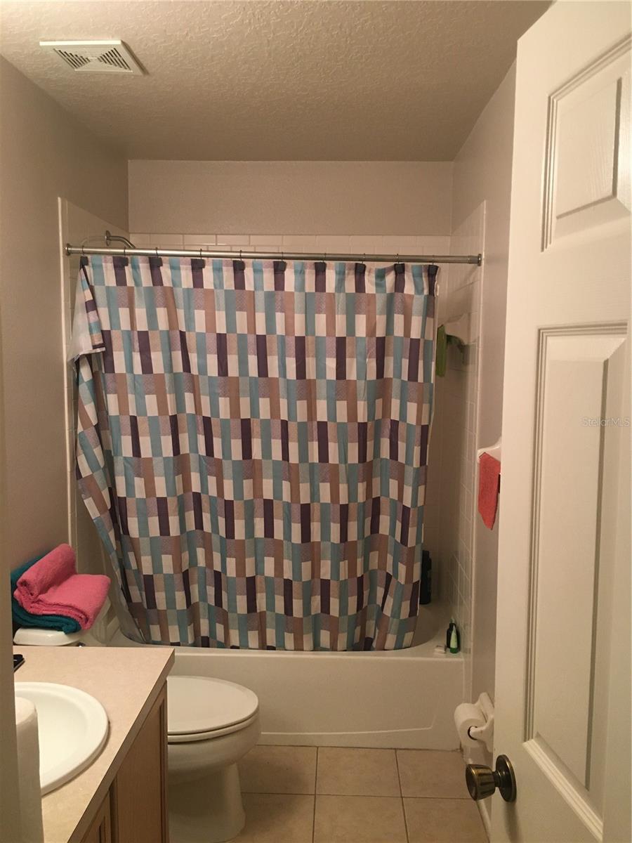 THE TWNHMS AT KENSINGTON PH - Residential Lease