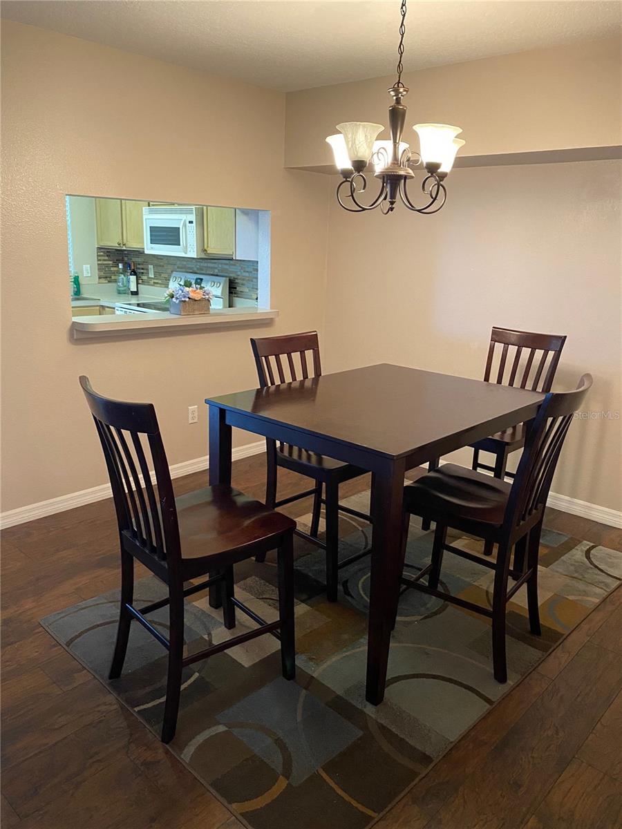 THE TWNHMS AT KENSINGTON PH - Residential Lease