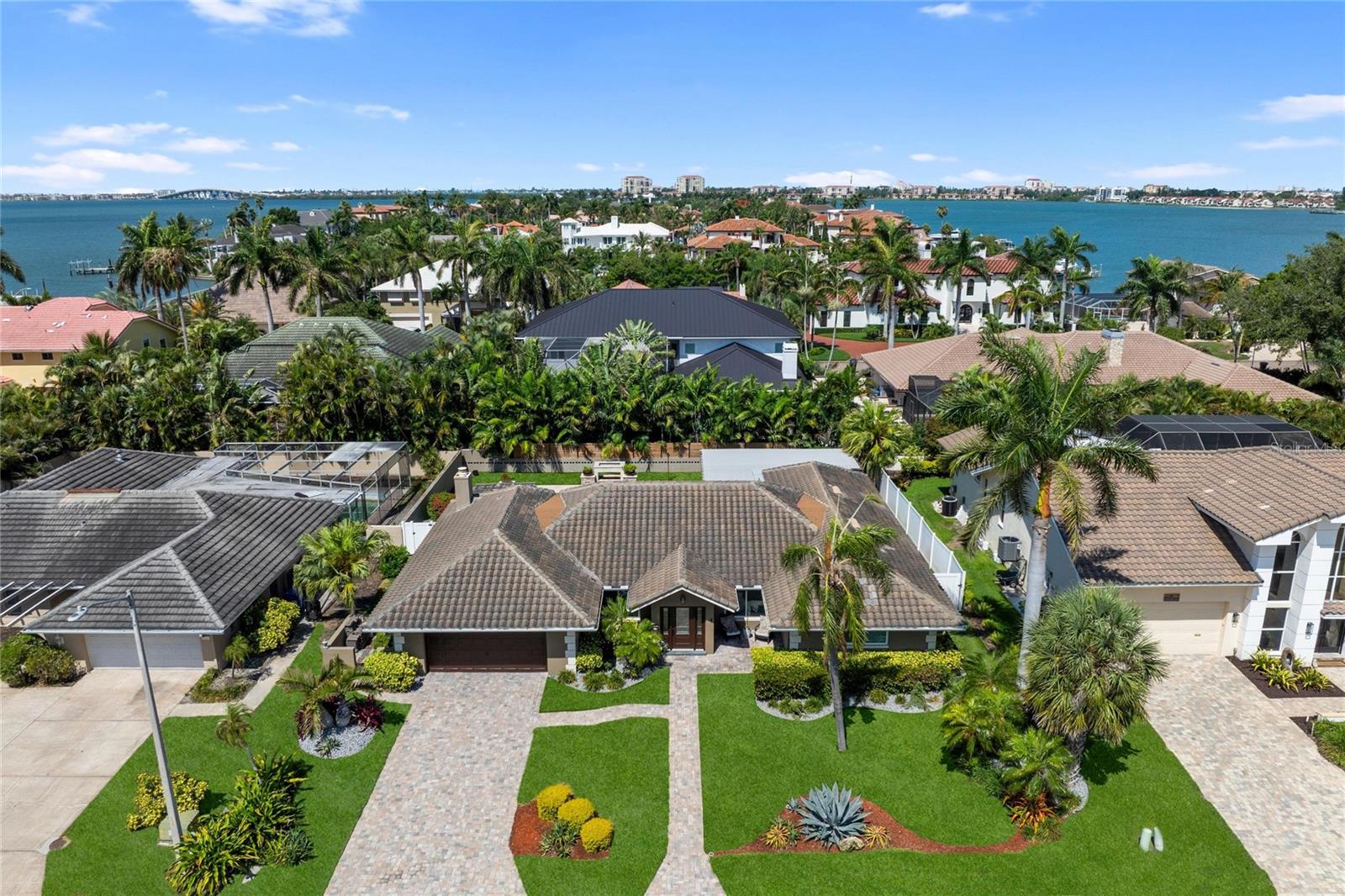 BAYWAY ISLES - Residential