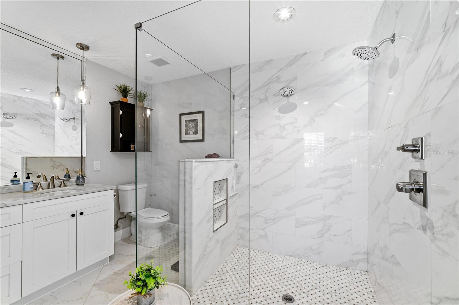 BAYWAY ISLES - Residential