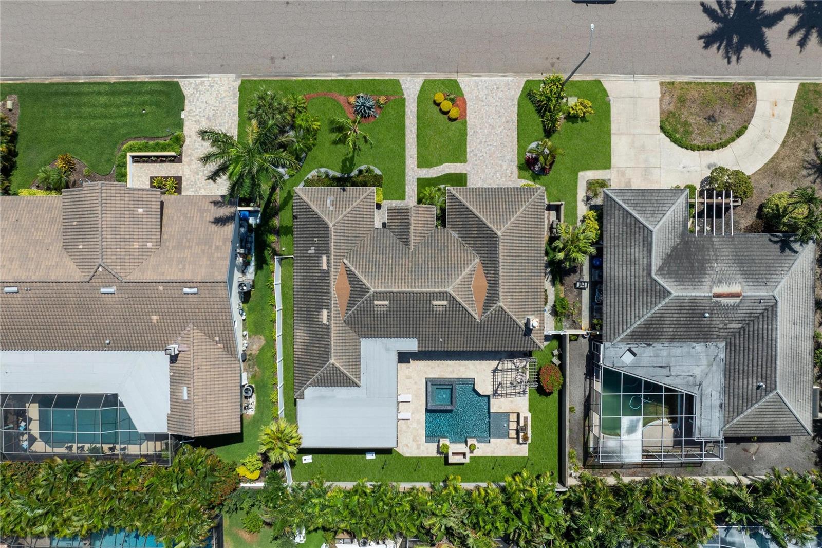 BAYWAY ISLES - Residential