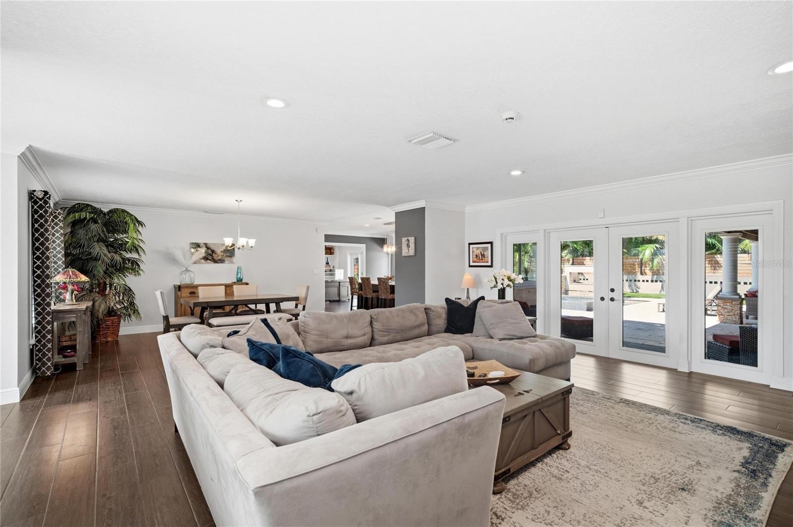 BAYWAY ISLES - Residential