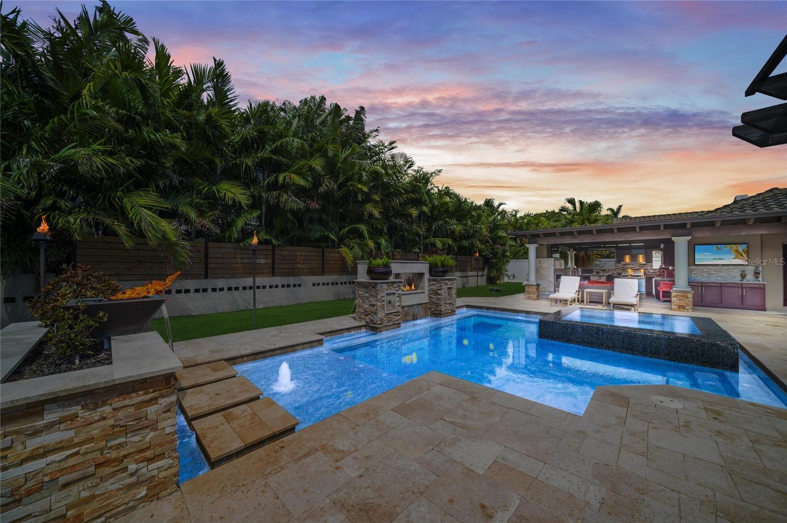 BAYWAY ISLES - Residential