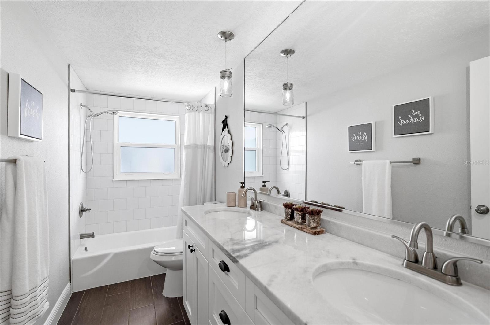 BAYWAY ISLES - Residential