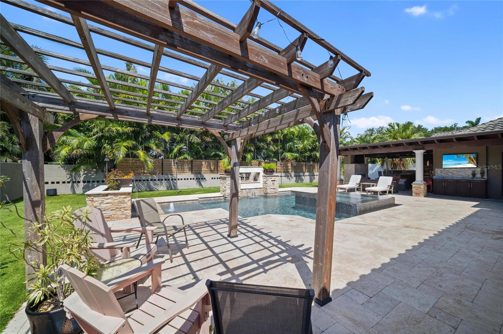 BAYWAY ISLES - Residential