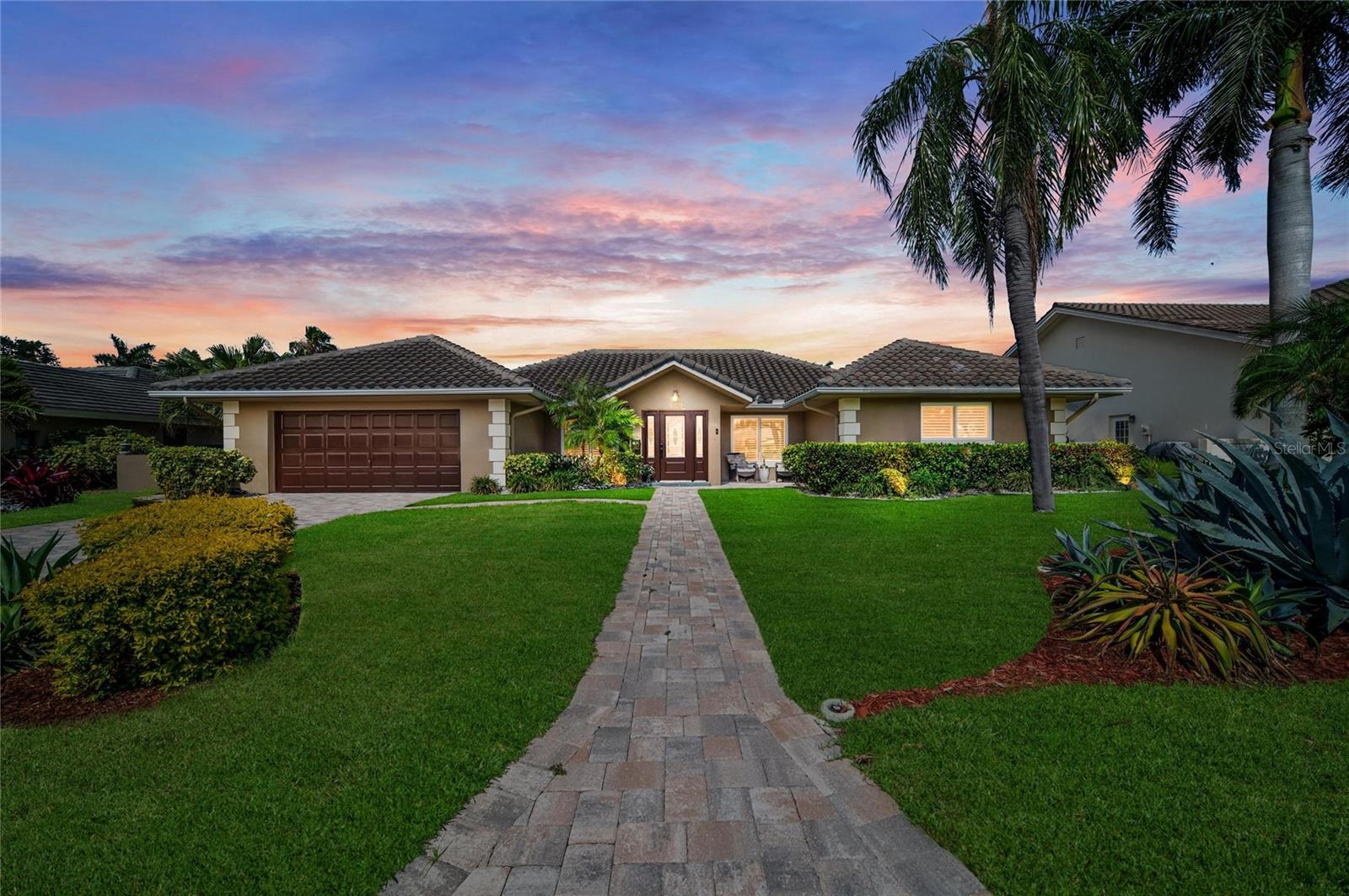 BAYWAY ISLES - Residential