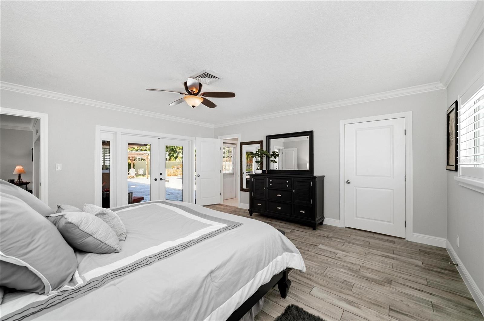 BAYWAY ISLES - Residential