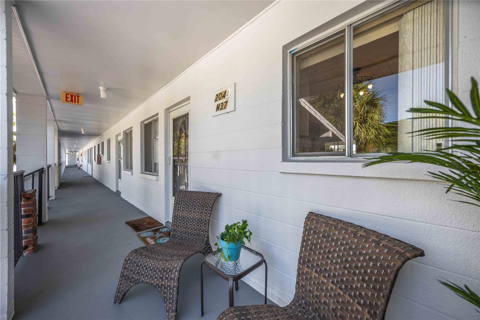 2044 CANAL DRIVE M37