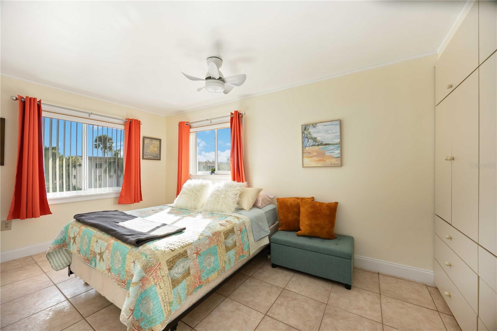 BAYSHORE CONDOMINIUM - Residential