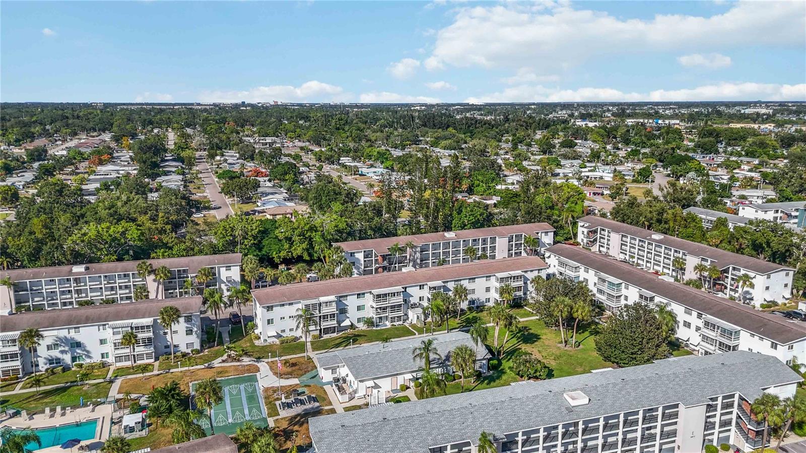 BAYSHORE CONDOMINIUM - Residential