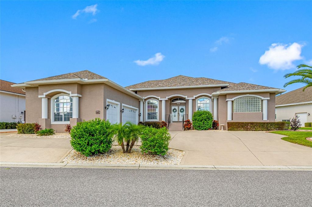 Photo of 6750 Huntington Hills Boulevard, Lakeland, FL 33810 (MLS # TB8440570)